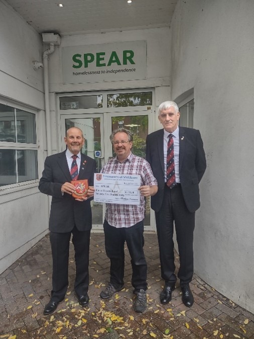 L to R W Bro Graham Cooley, Bruce Warman (Spear) and W Bro Robert McLintock