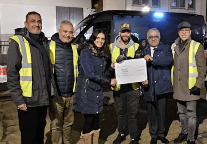 Left to Right: W Bro Abdulhusein Rehmanji, Charity Steward, W Bro Jayesh Hirani, Immediate Past Master, Ms. Mayuri Bhudia, a Trustee of Project Giving, Mr Jay Patanwala, Chair, W Bro Rajesh (Raj) Desai, Lodge Treasurer, and W Bro Dipak Gohil, Worshipful Master.