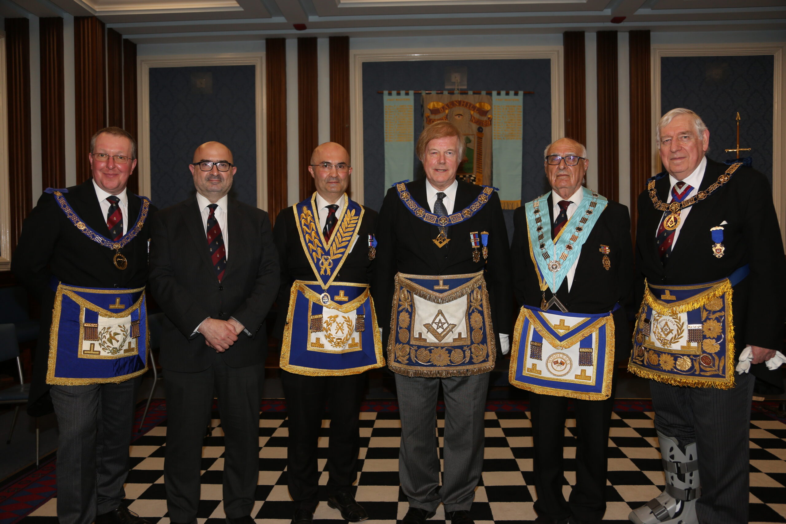 L TO R: JIM MITCHELL (APGM), SURUD HIWAIZI (SW), OMAID HIWAIZI (Secretary), SIR DAVID WOOTTON (Chairman of the University Scheme and DGM), DR FIRIAD HIWAIZI (WM of the Lodge), PETER BAKER (ProPGM).