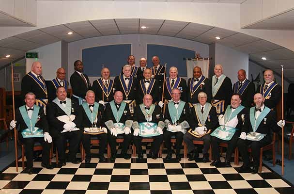 The Brethren of Enfield Lodge and guests.