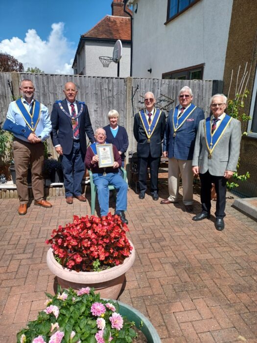 Members of Crescent Lodge present: WM W. Bro Paul Burcombe, W. Bro Richard Cannon, W. Bro Andrew Blackford, W. Bro Manny Seager and W. Bro Stephen Telling. With W. Bro Paul Sully and Jim's daughter Pauline.