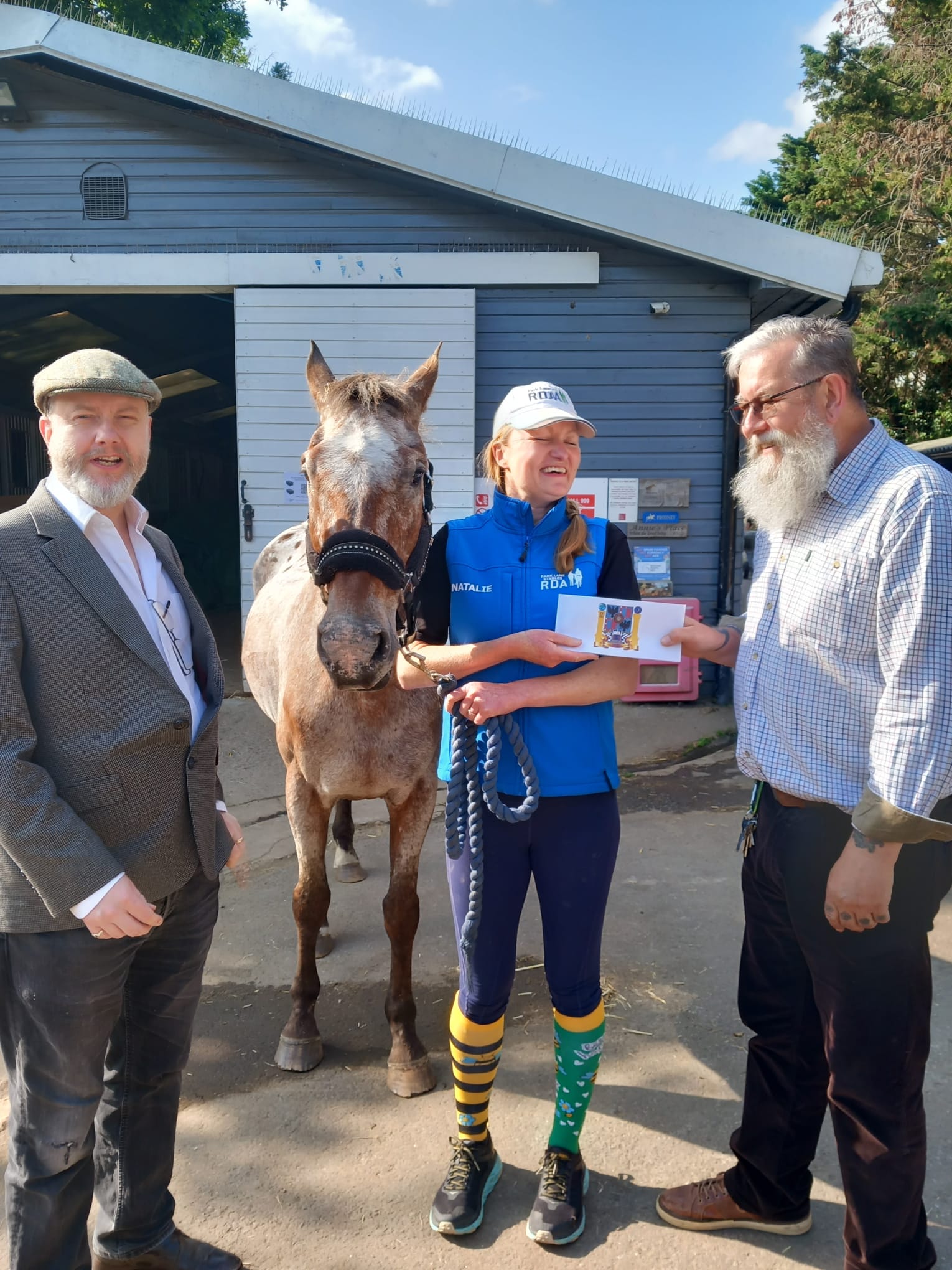 Presentation of the £500 cheque from Dalhousie And Call Sign Lodge No. 865